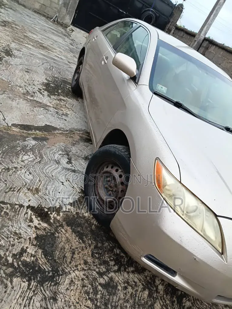 Toyota Camry 3.5 LE 2008 Gold