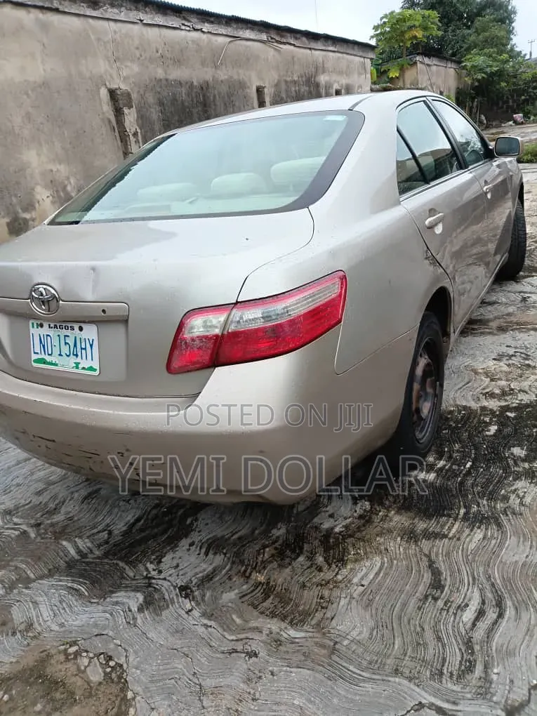 Toyota Camry 3.5 LE 2008 Gold