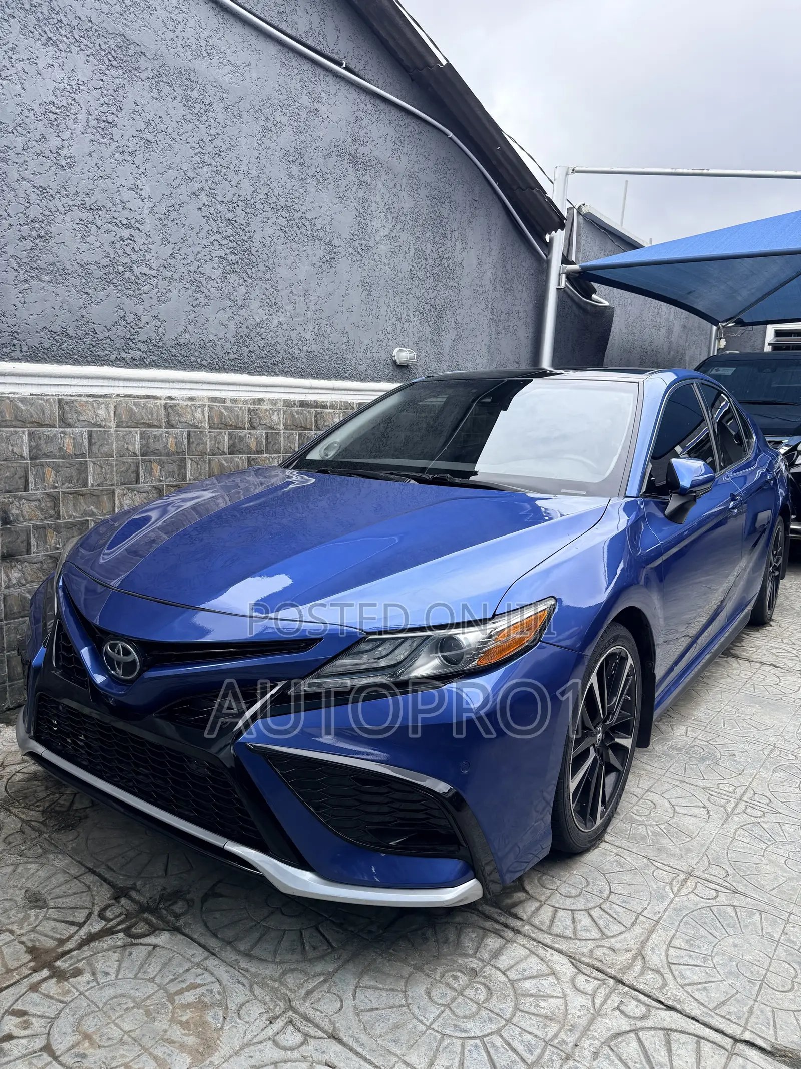 Toyota Camry XSE FWD (2.5L 4cyl 8AM) 2018 Blue