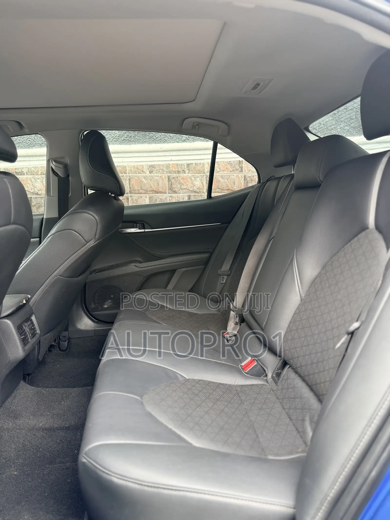 Toyota Camry XSE FWD (2.5L 4cyl 8AM) 2018 Blue