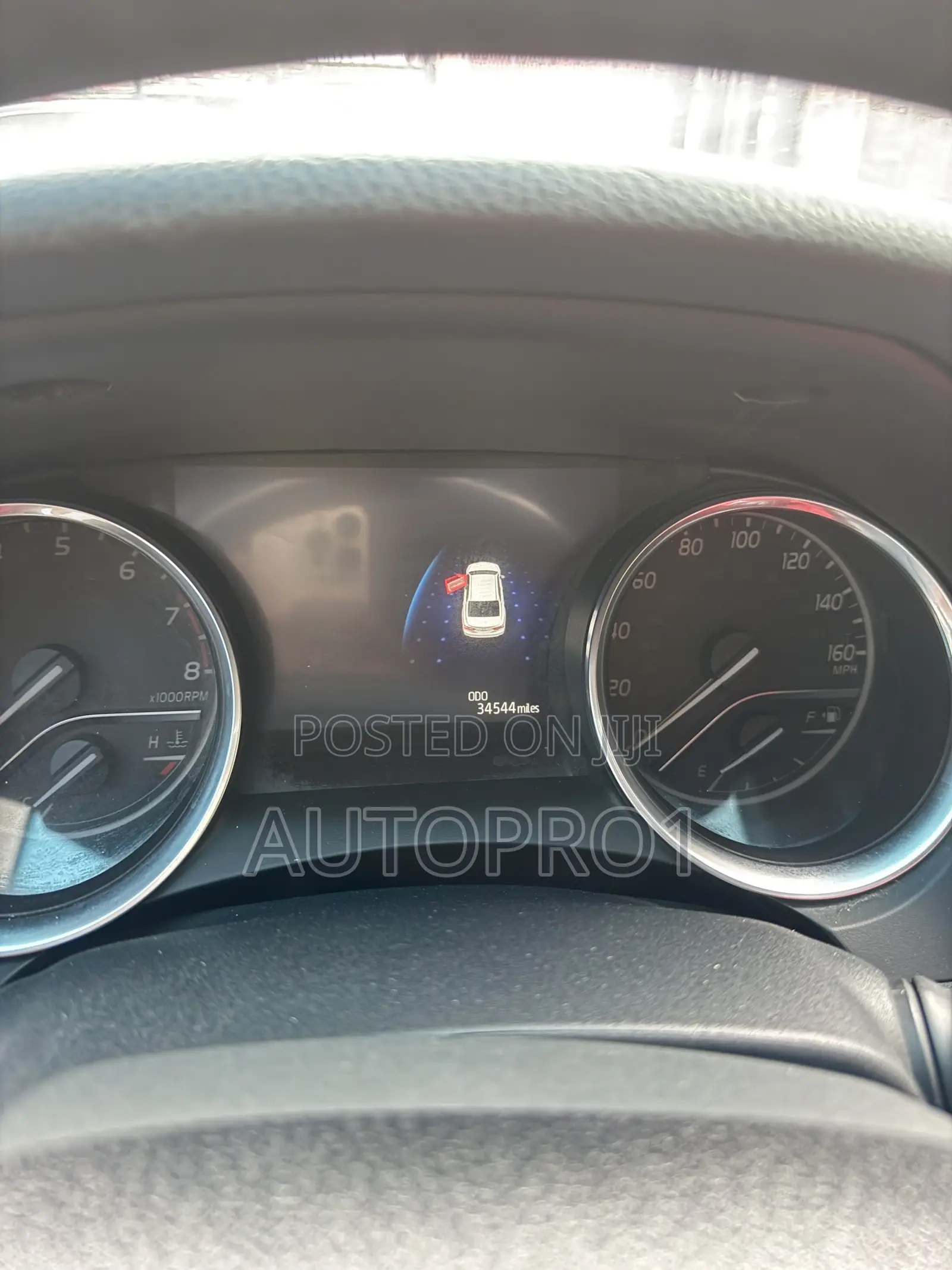 Toyota Camry XLE V6 FWD (3.5L 6cyl 8AM) 2018 White
