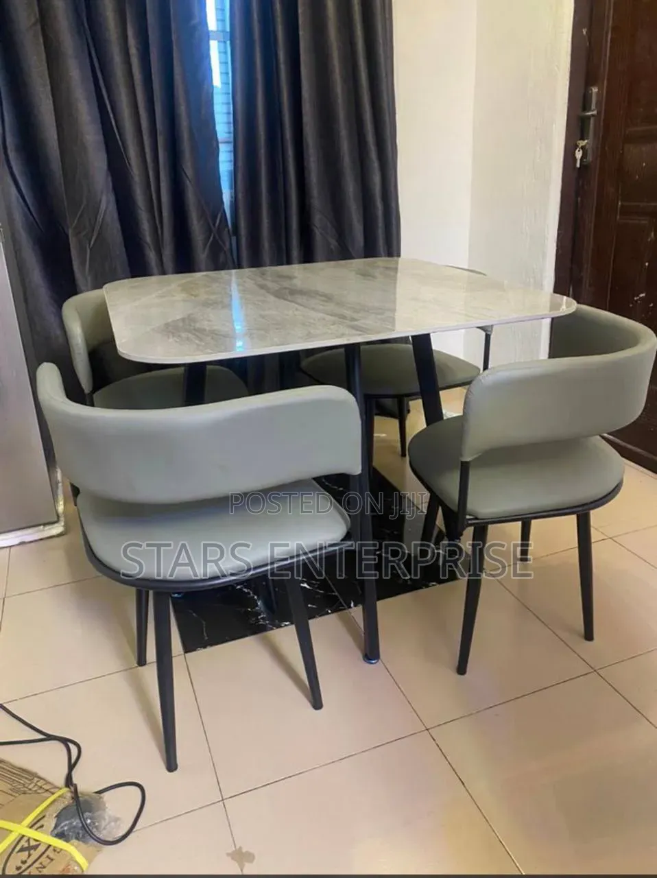 4 Seater Timeless Dining