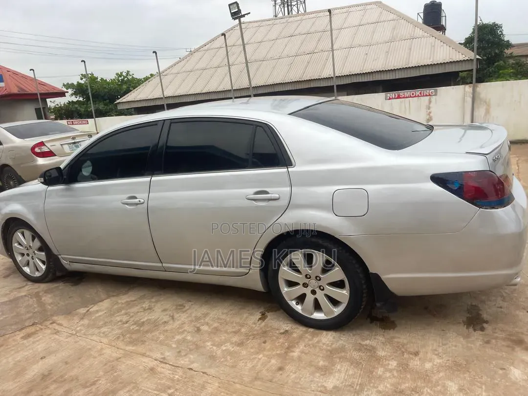 Toyota Avalon 2008 Silver