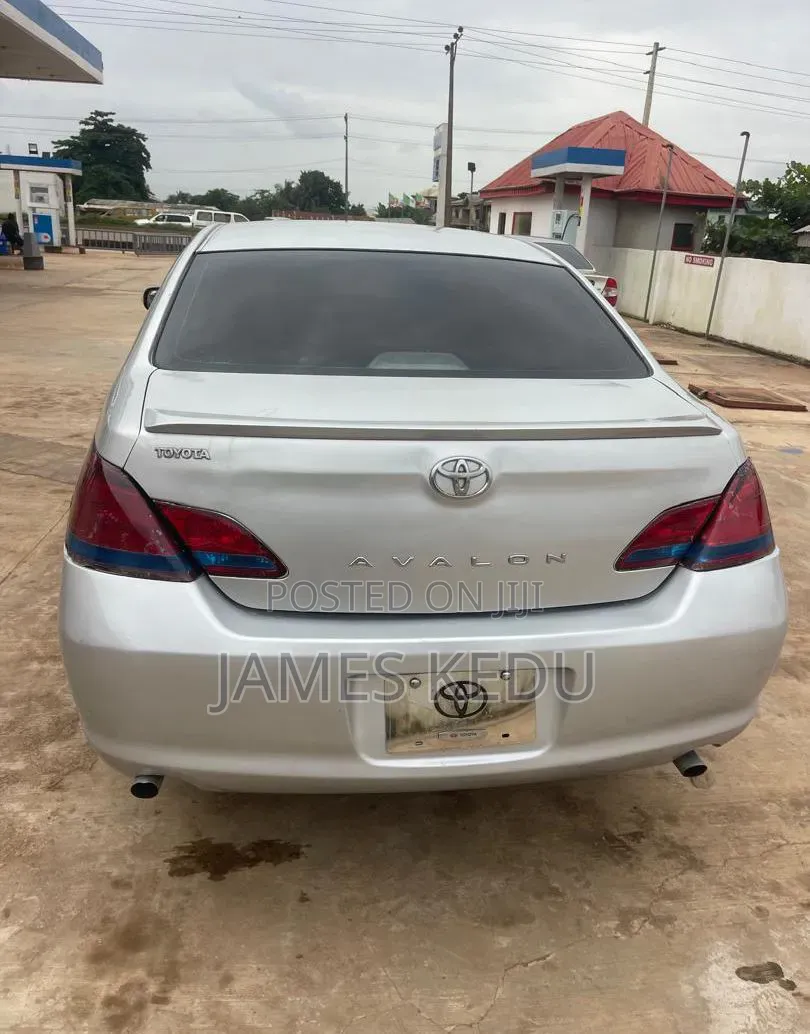 Toyota Avalon 2008 Silver