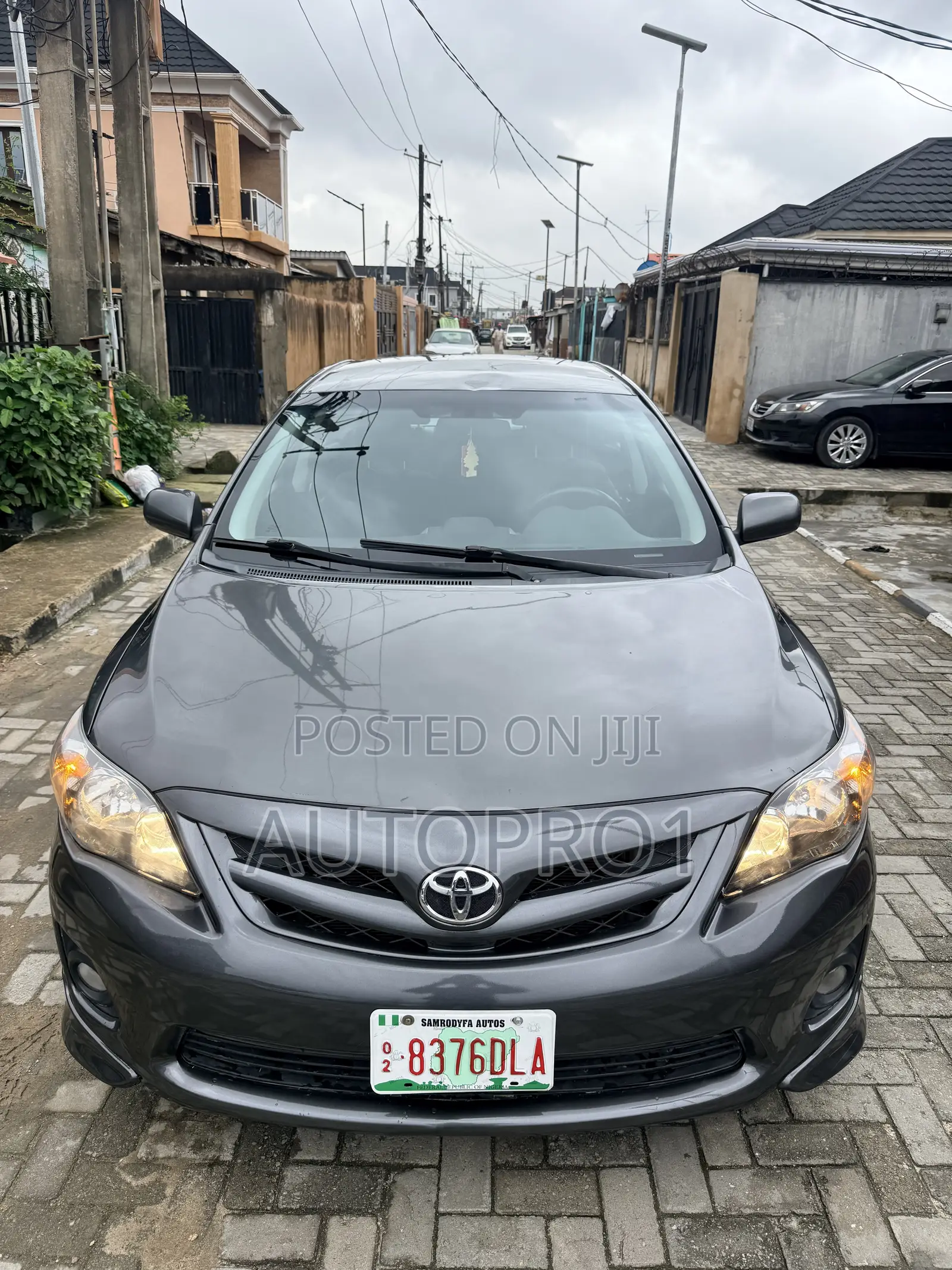 Toyota Corolla S 4dr Sedan (1.8L 4cyl 4A) 2012 Gray