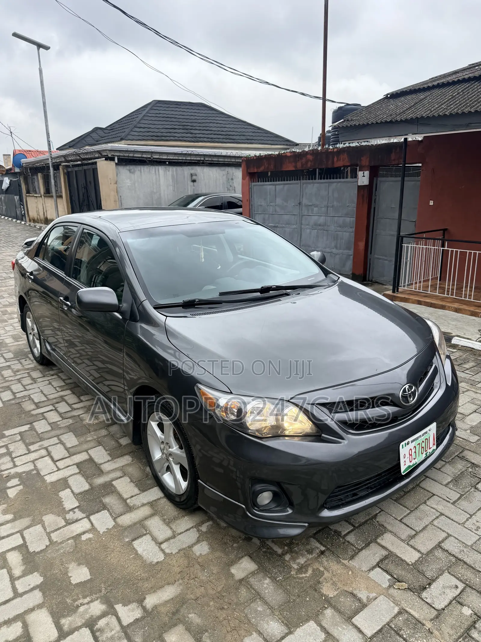 Toyota Corolla S 4dr Sedan (1.8L 4cyl 4A) 2012 Gray