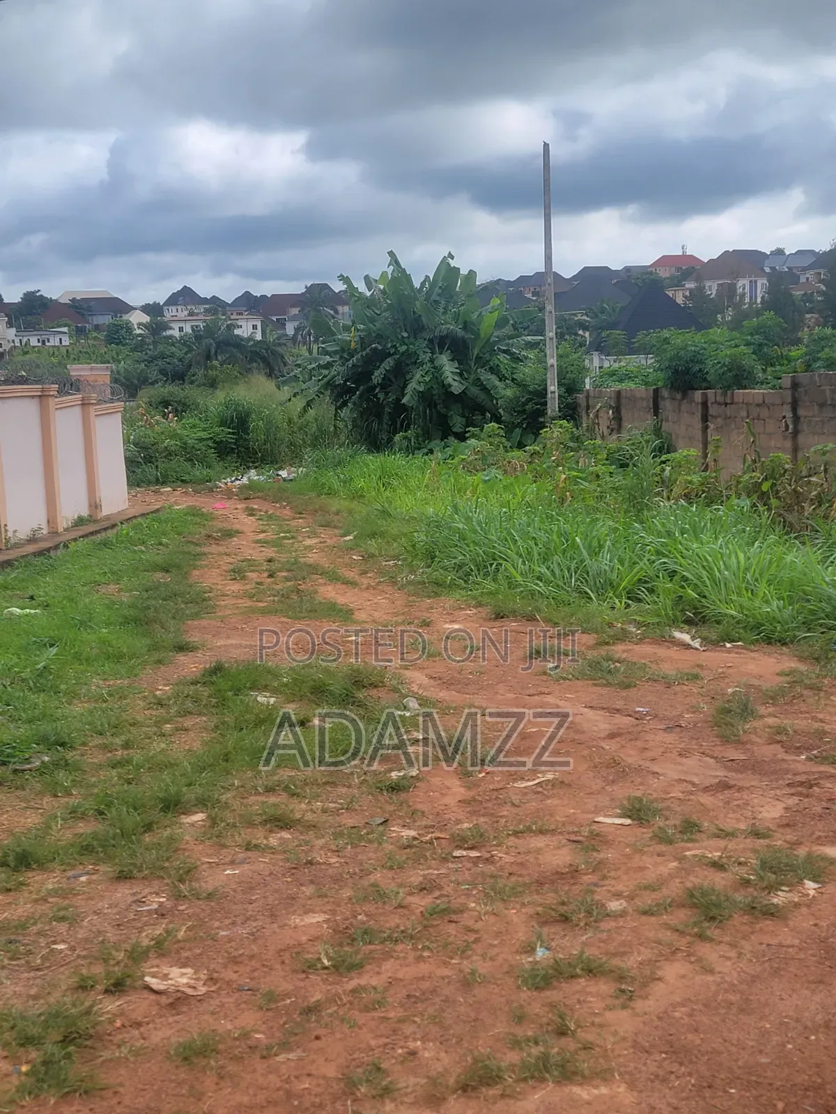 1020sqm in Emene