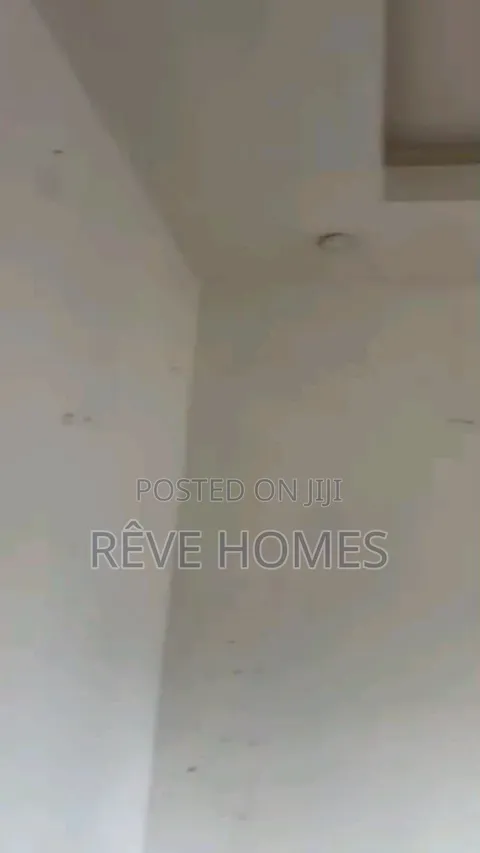 Studio Apartment in Onike for rent