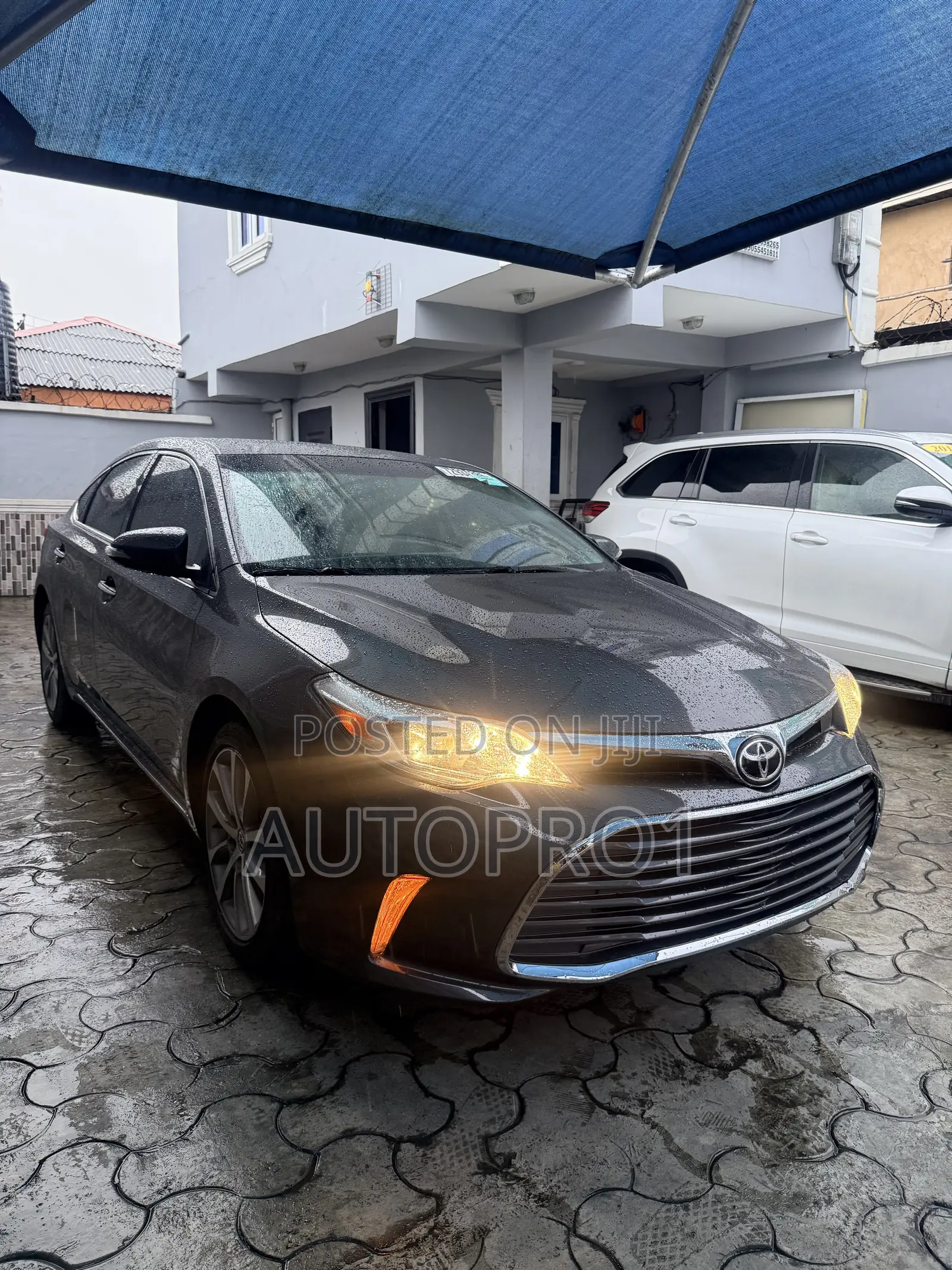 Toyota Avalon XLE 4dr Sedan (3.5L 6cyl 6A) 2015 Gray