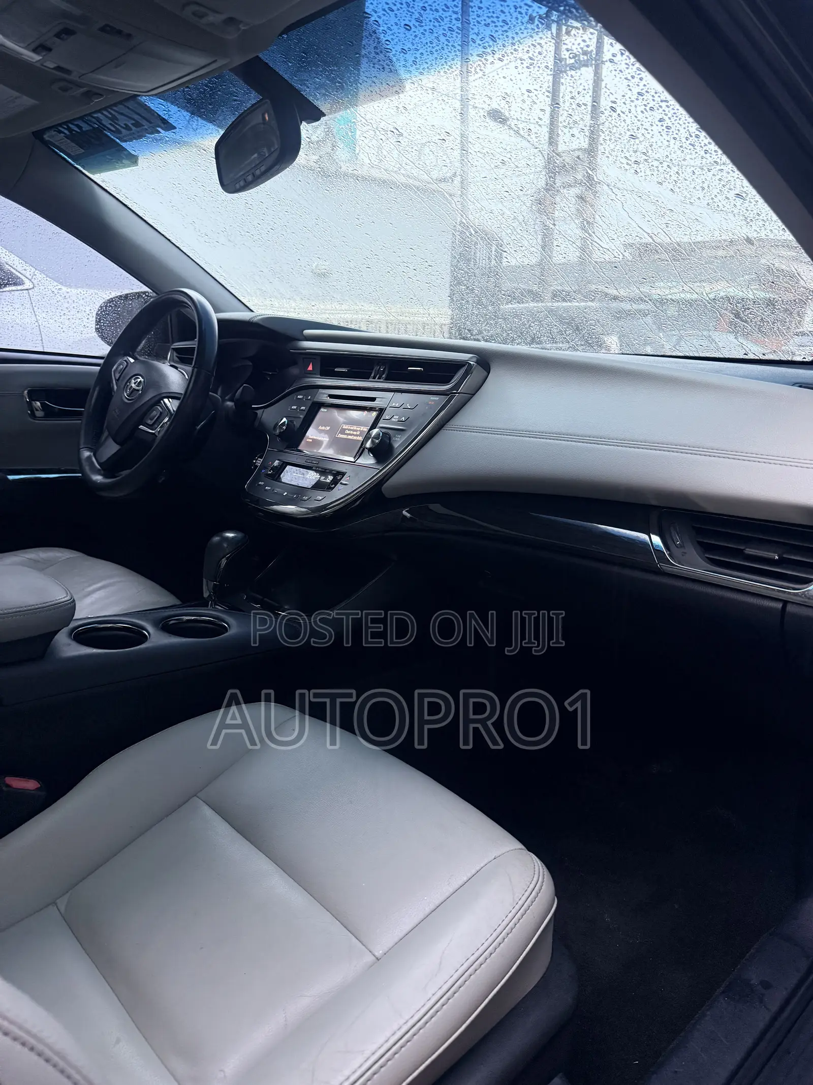 Toyota Avalon XLE 4dr Sedan (3.5L 6cyl 6A) 2015 Gray