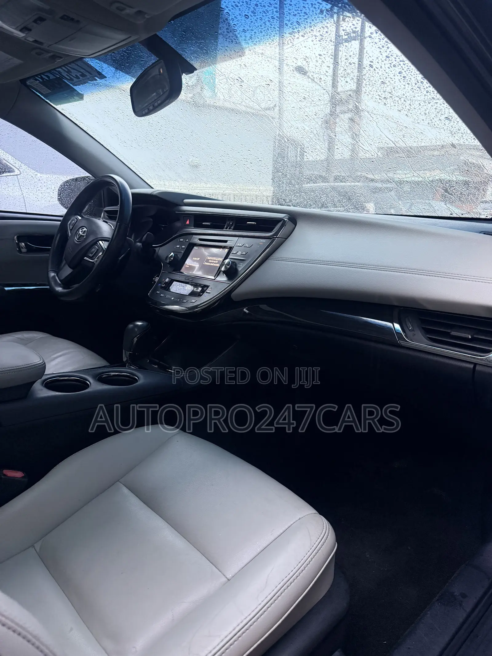 Toyota Avalon XLE 4dr Sedan (3.5L 6cyl 6A) 2015 Gray