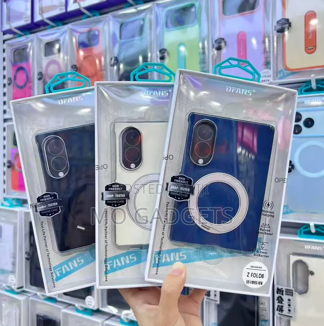 Samsung Galaxy Fold 8 and Fold Ultra Clear MagSafe Case / Kick Stand
