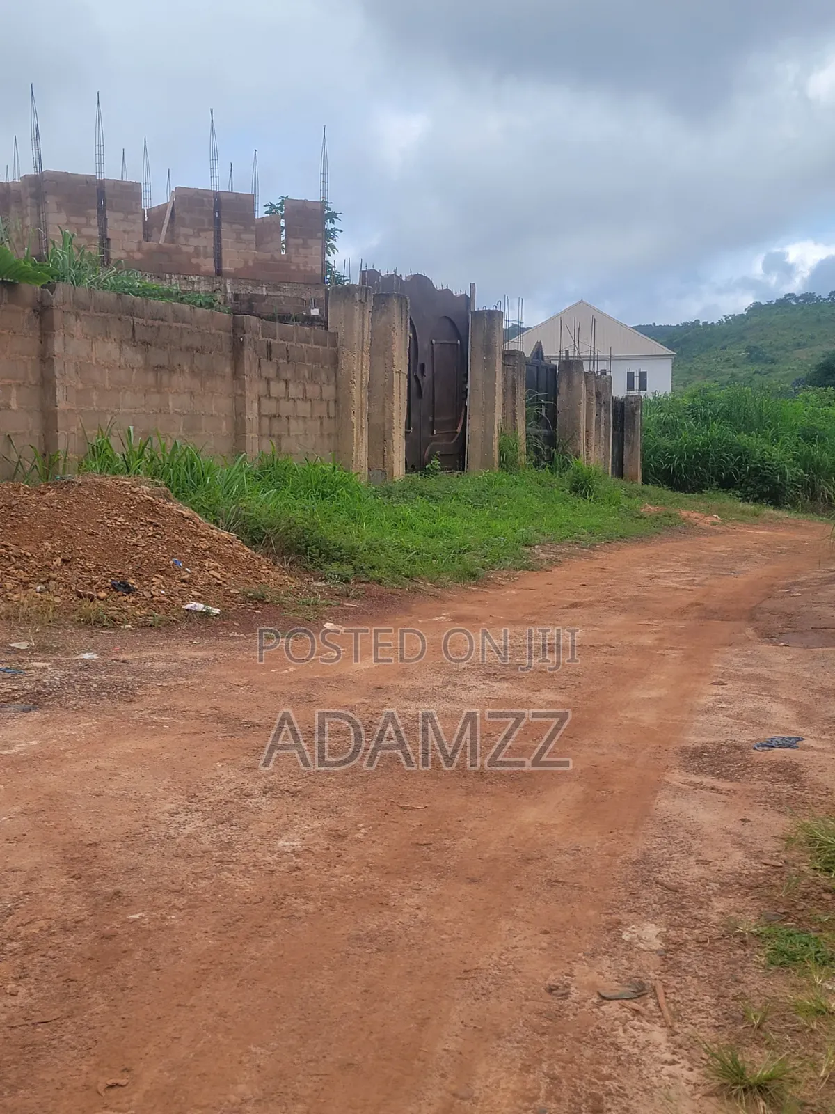 600sqm With Bq Attached