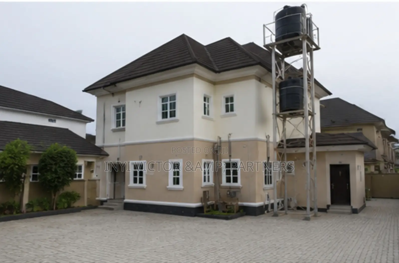 4bdrm Townhouse/Terrace in Sabon Lugbe for sale