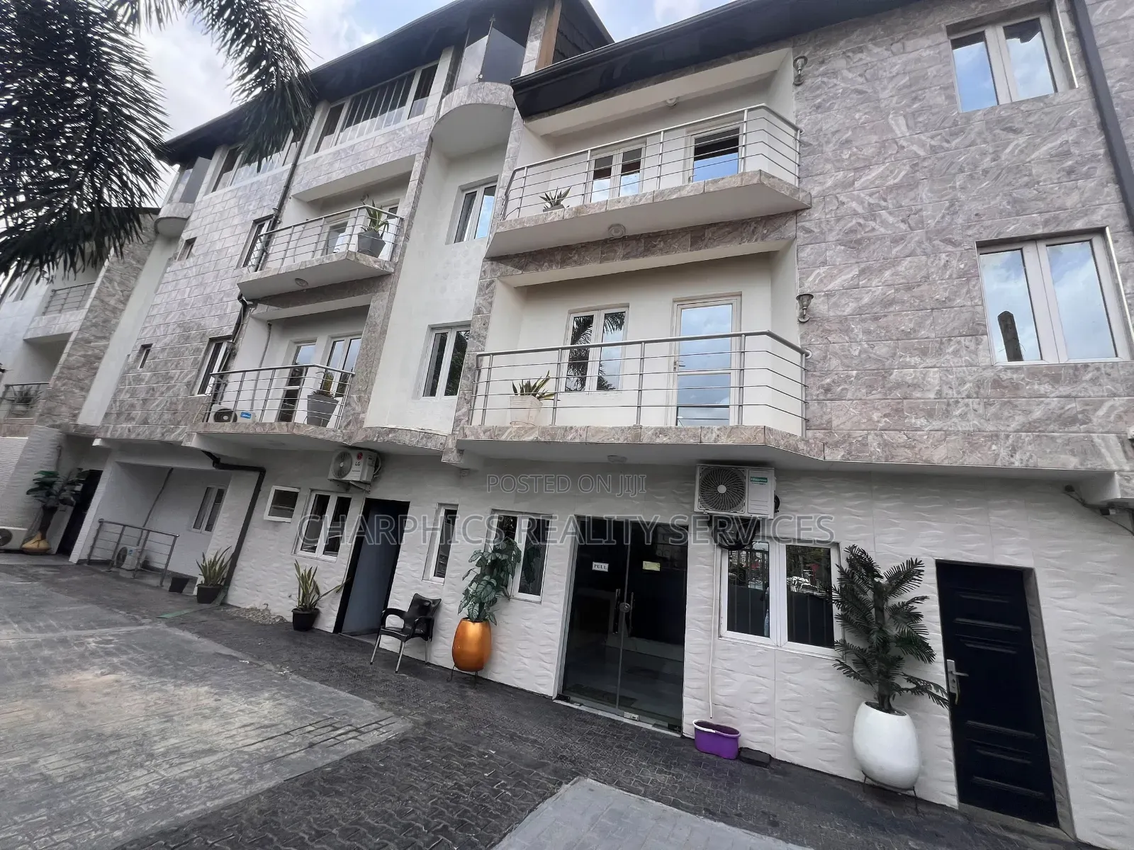 Furnished 2bdrm Apartment in Adeniyi Jones for rent