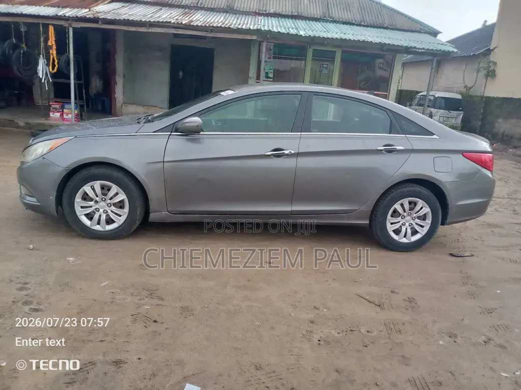 Hyundai Sonata 2012 Gray