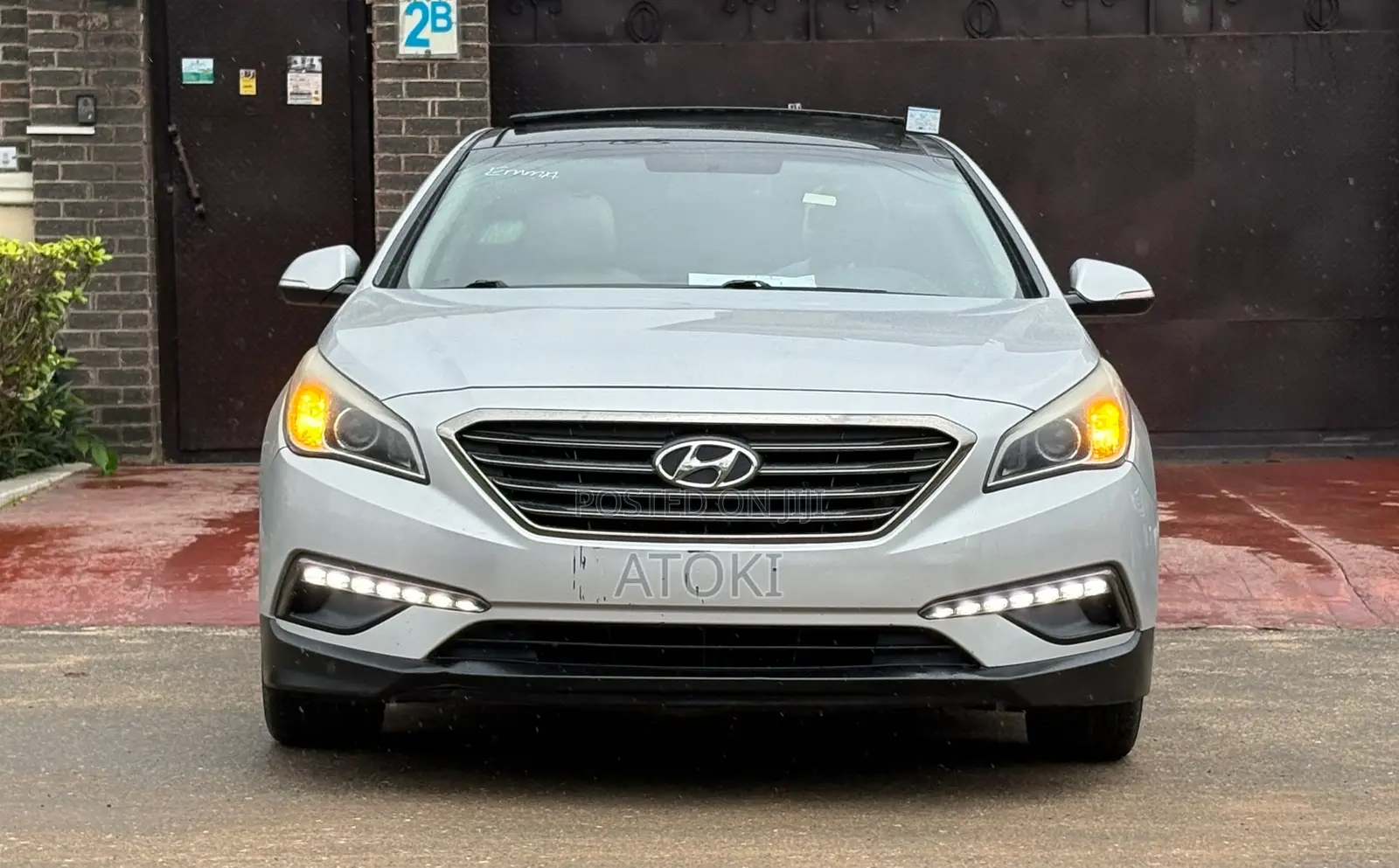 Hyundai Sonata Limited Sedan FWD (2.4L 4cyl 6A) 2016 Silver