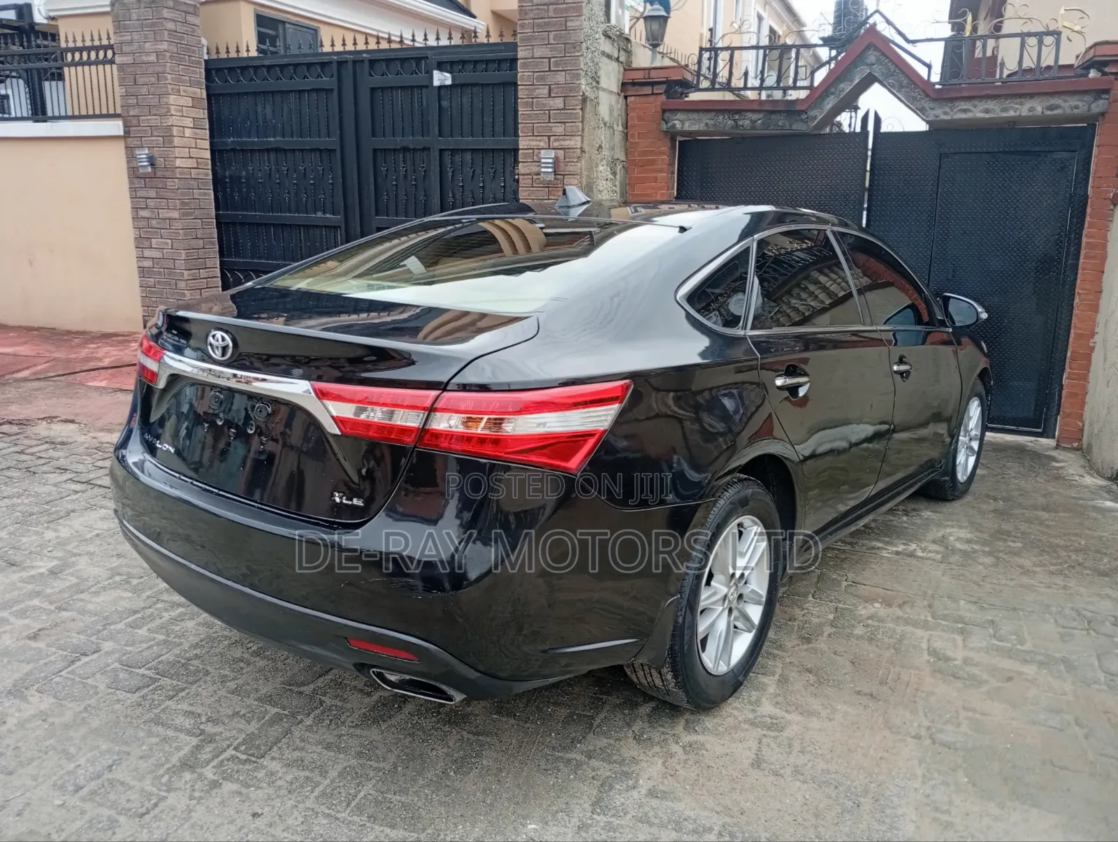 Toyota Avalon 2015 Black