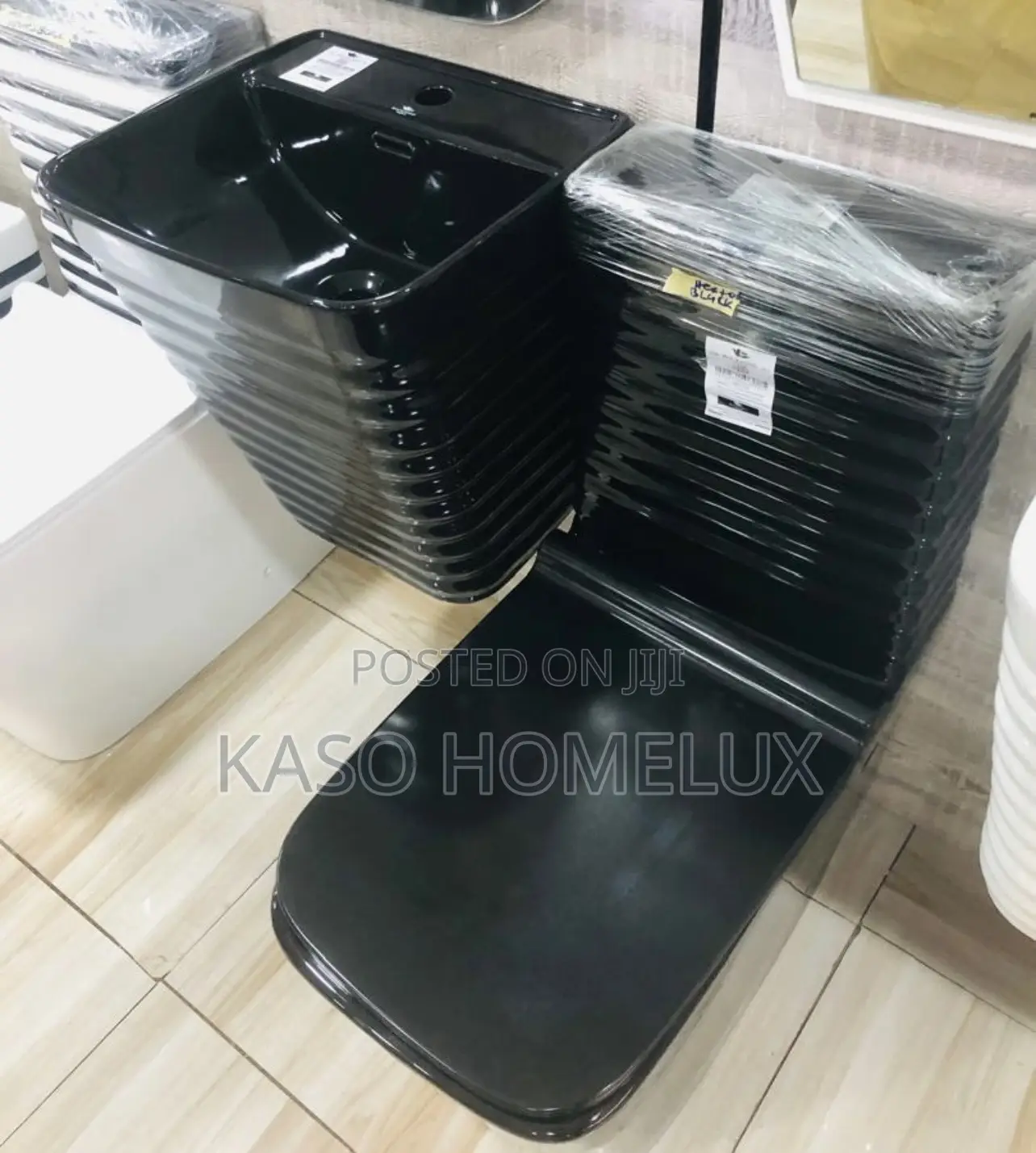 Black Color Executive Wc