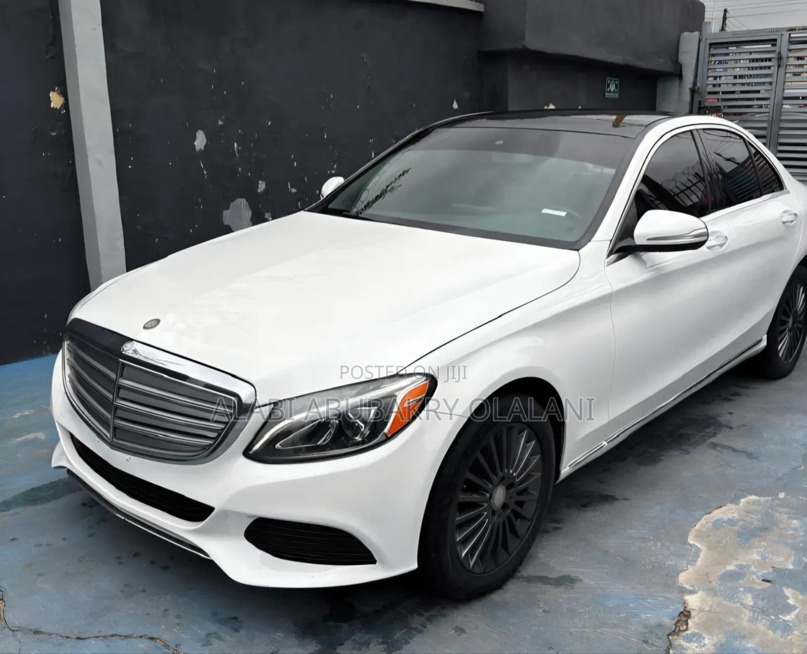 Mercedes-Benz C300 2016 Off white
