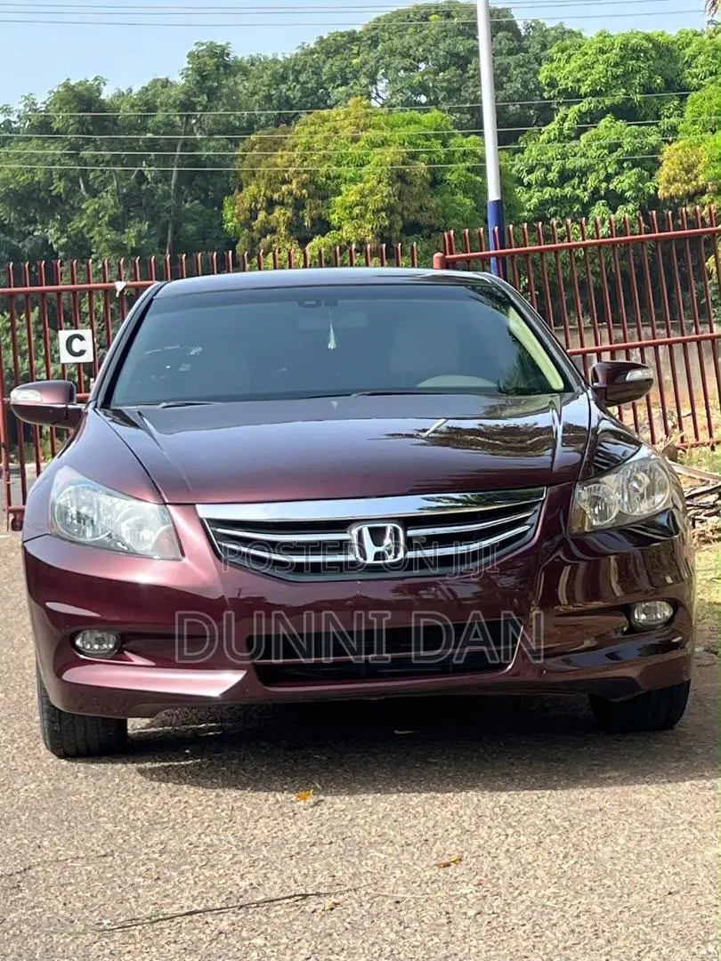 Honda Accord 2010 Maroon