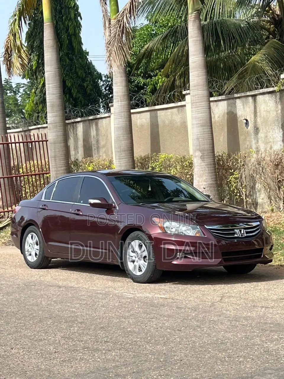Honda Accord 2010 Maroon