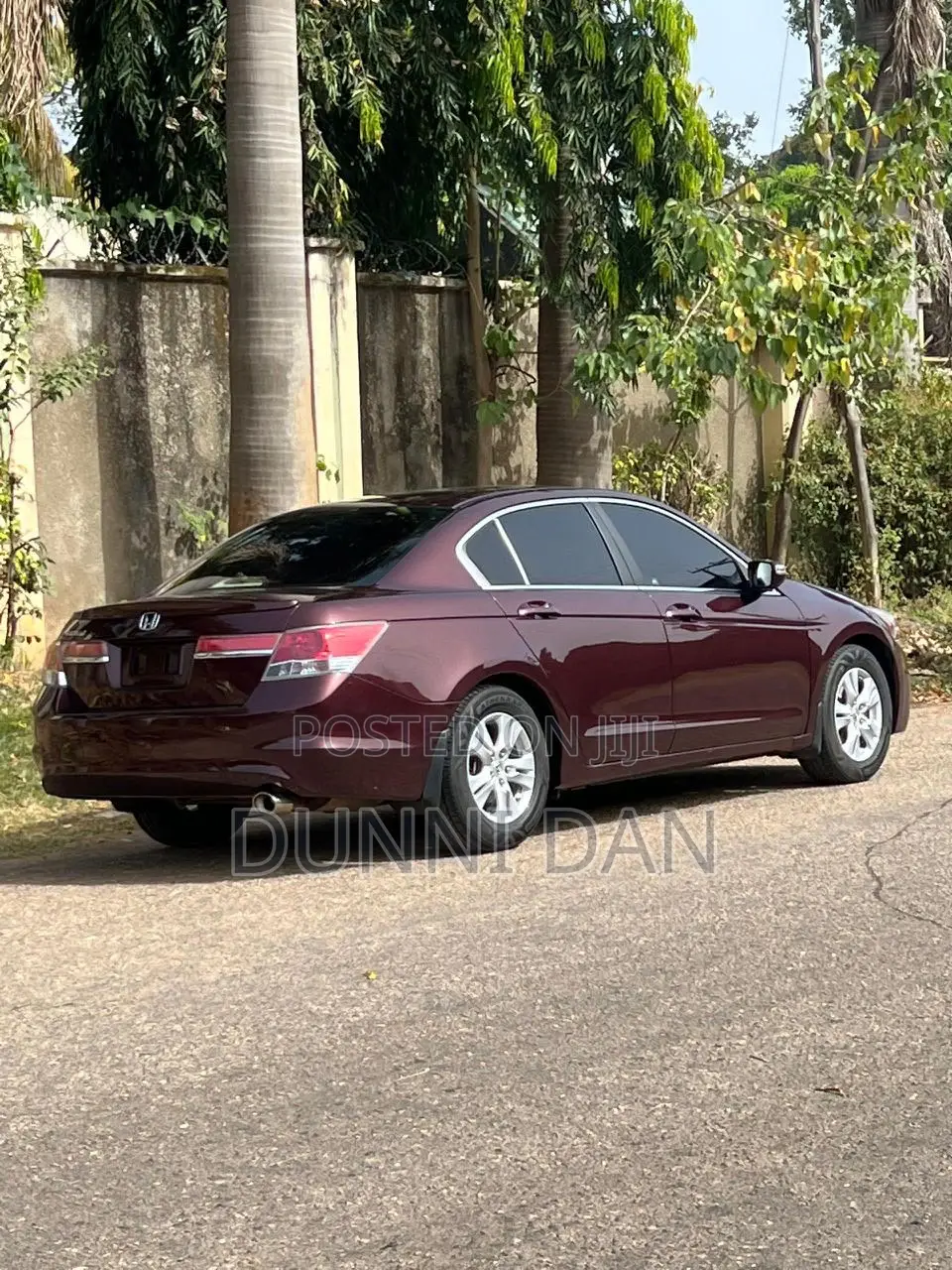 Honda Accord 2010 Maroon
