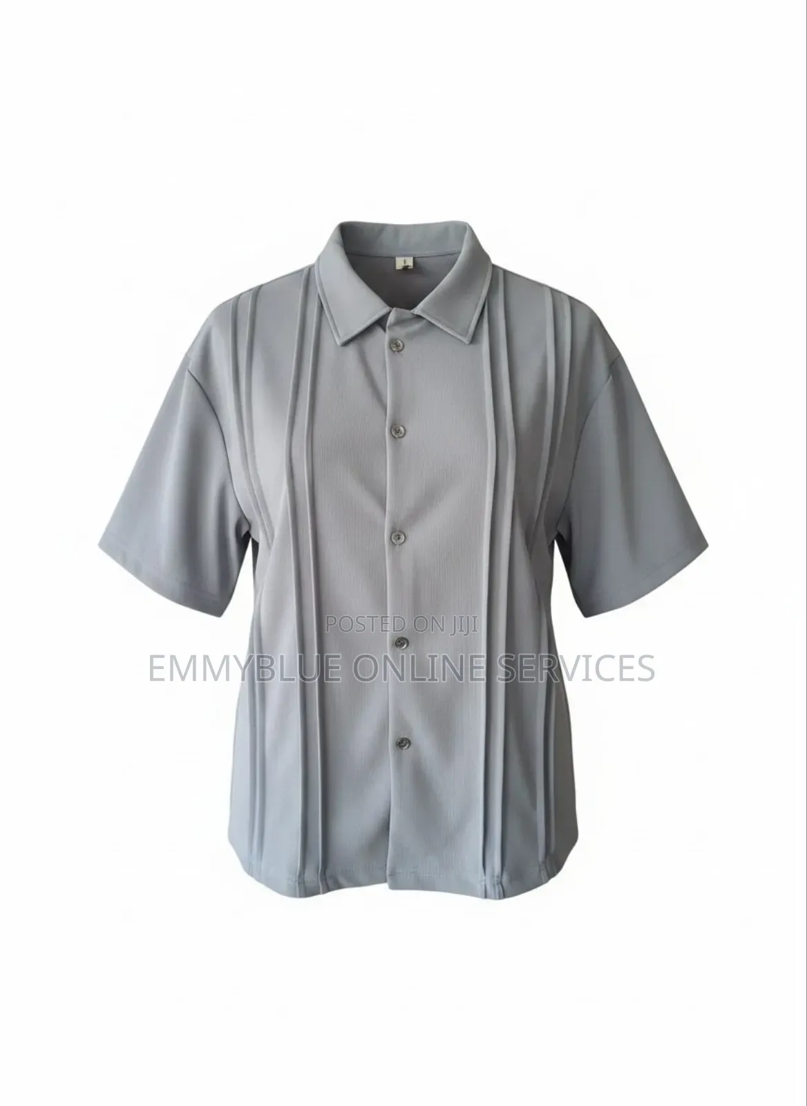 A COOFANDY Short Sleeve With Relaxed Fit With Vertical Pintuck Pleats