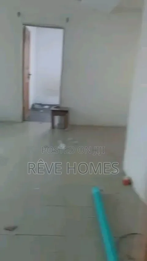 3bdrm Block of Flats in GRA Phase 2 Shangisha for rent
