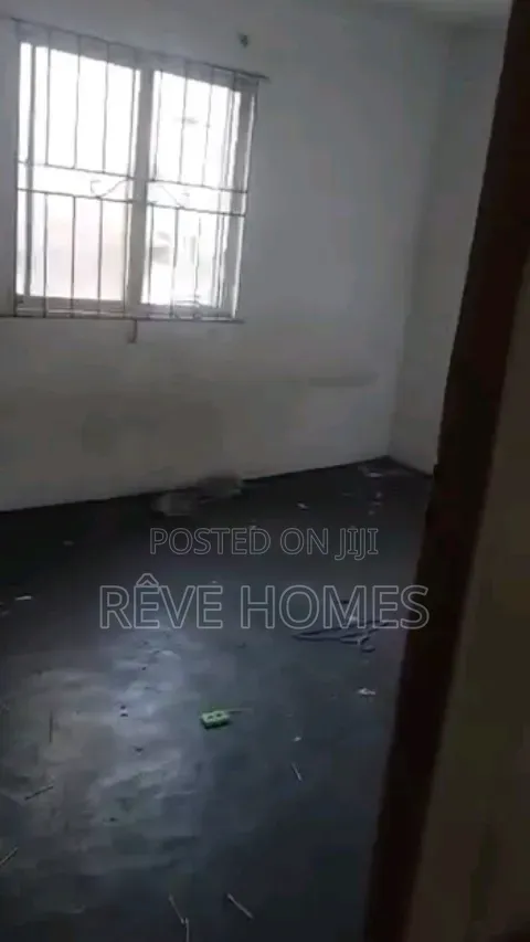 3bdrm Block of Flats in GRA Phase 2 Shangisha for rent