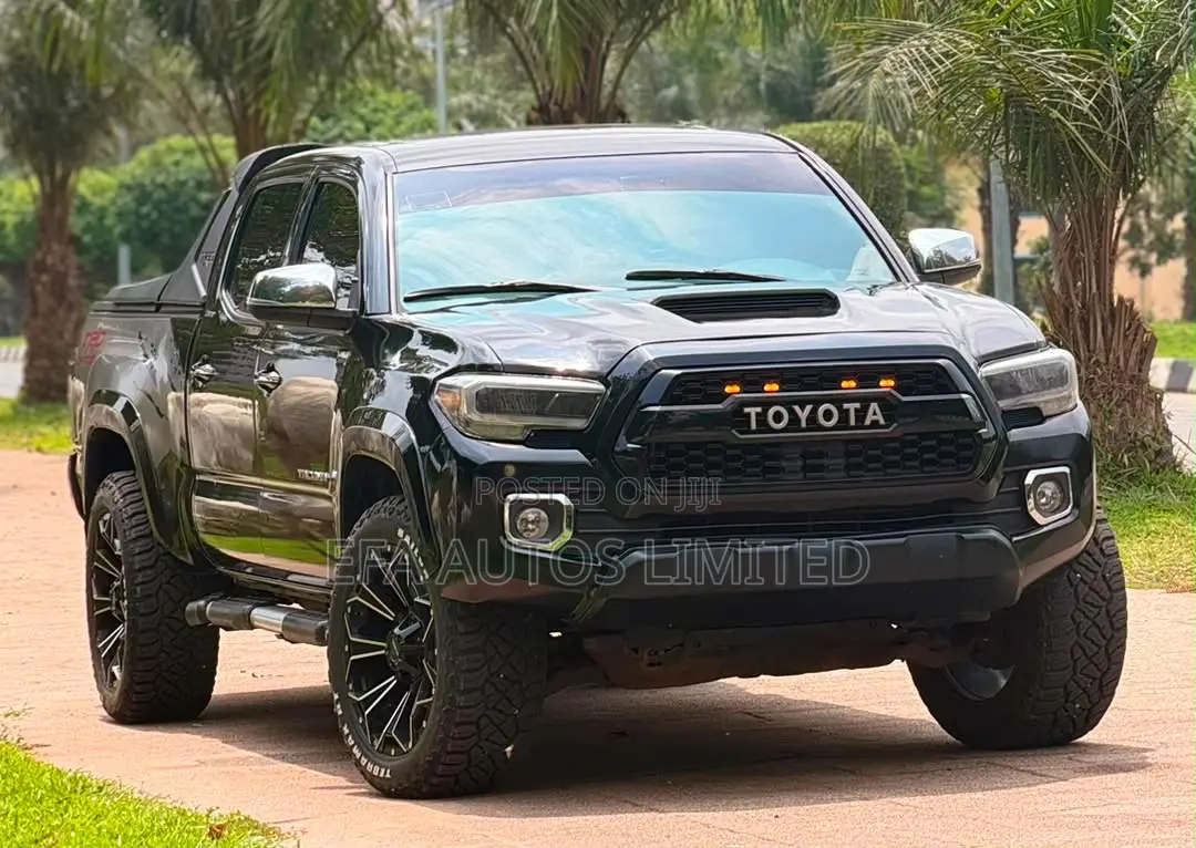 Toyota Tacoma TRD Off Road 2017 Black