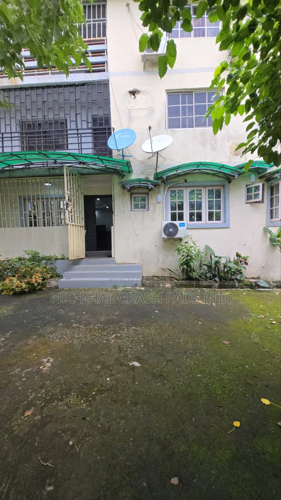 4bdrm Block of Flats in Ministry Of Foreign, Maitama for rent