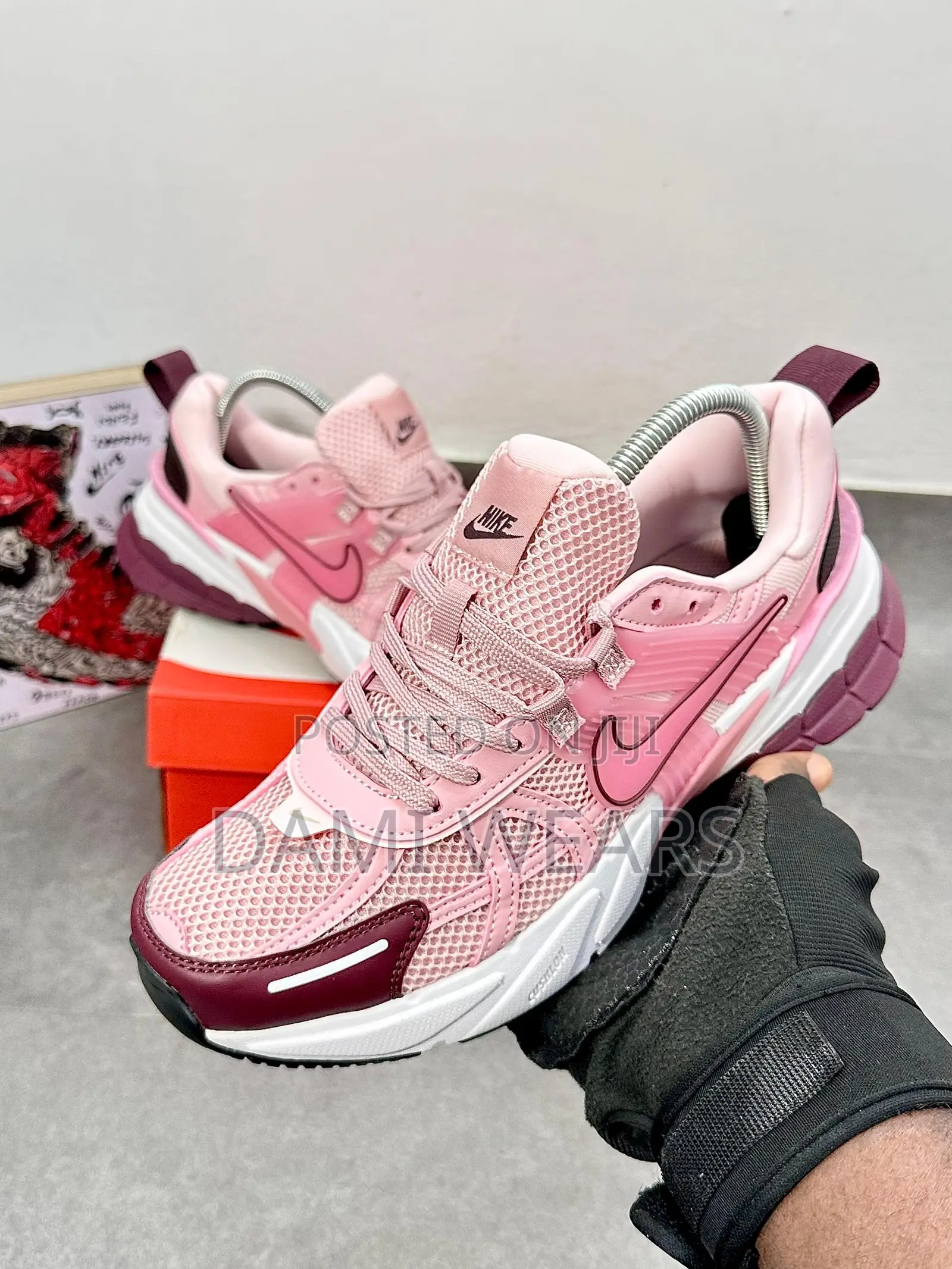 Nike Vk2 Runtekk Pink Summit Sneakers