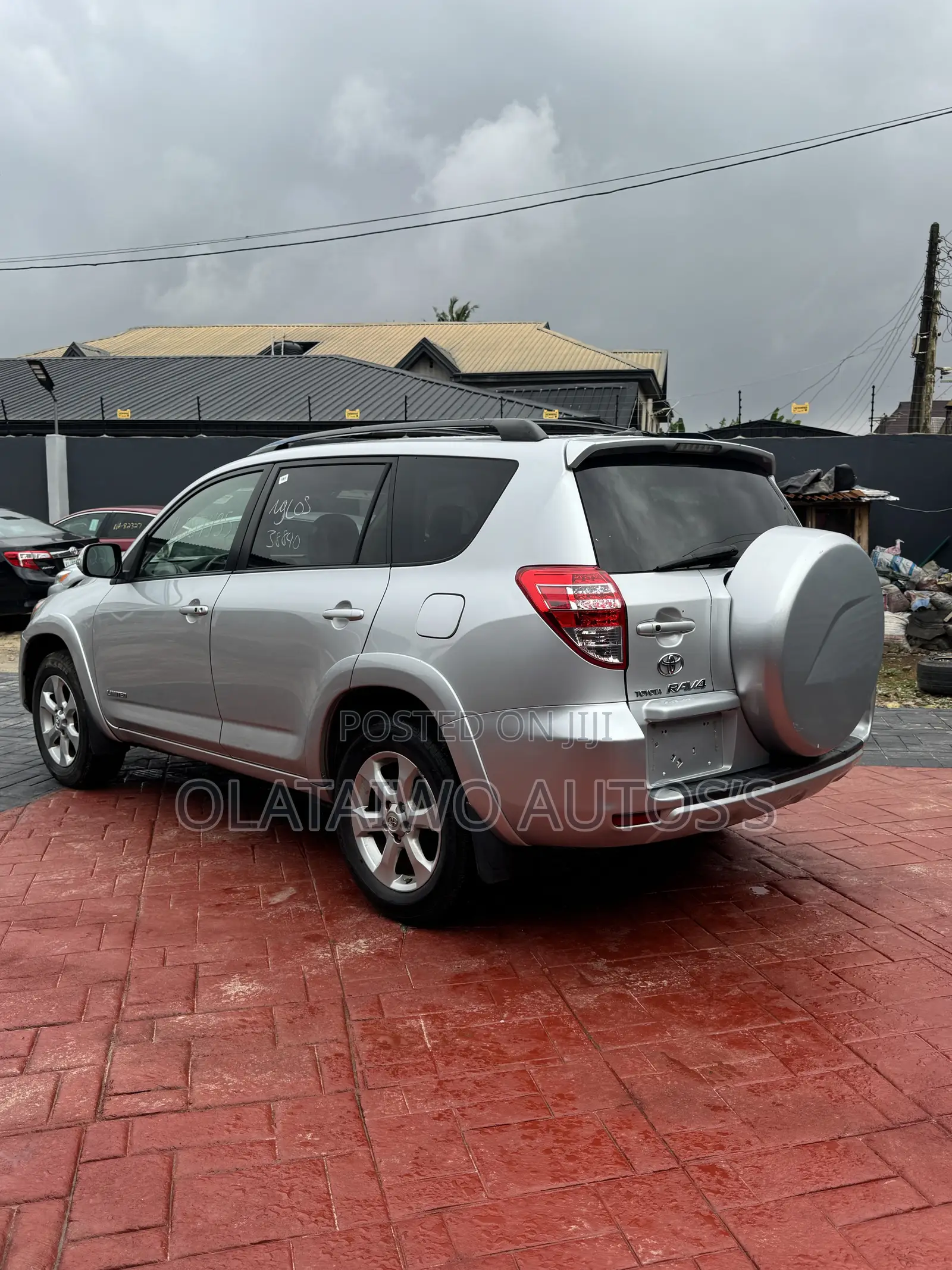 Toyota RAV4 2.5 Limited 2010 Silver