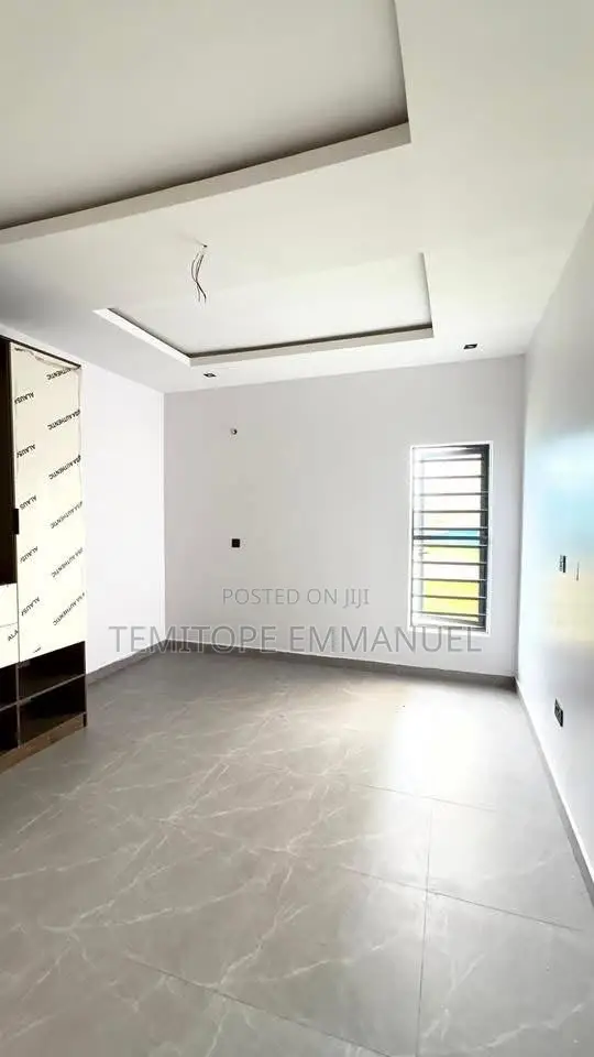 Furnished 5bdrm Duplex in New Oko Oba for sale
