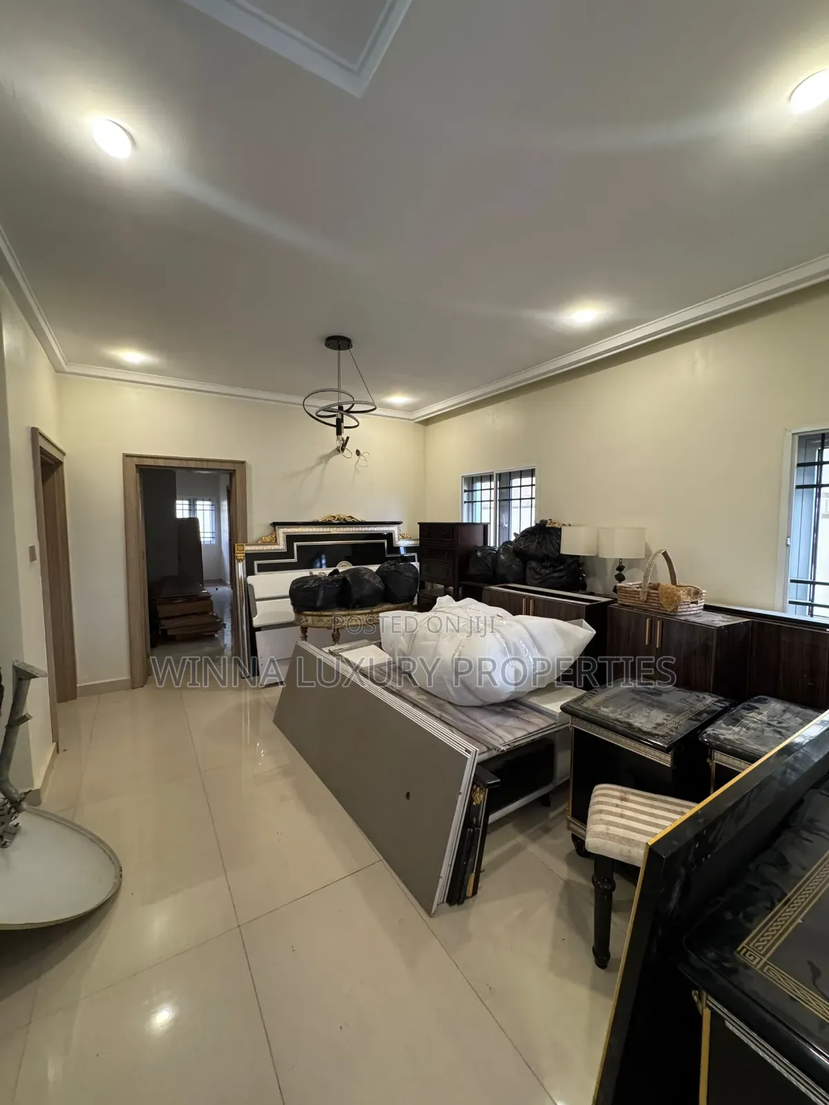6bdrm Duplex in Life Camp for sale
