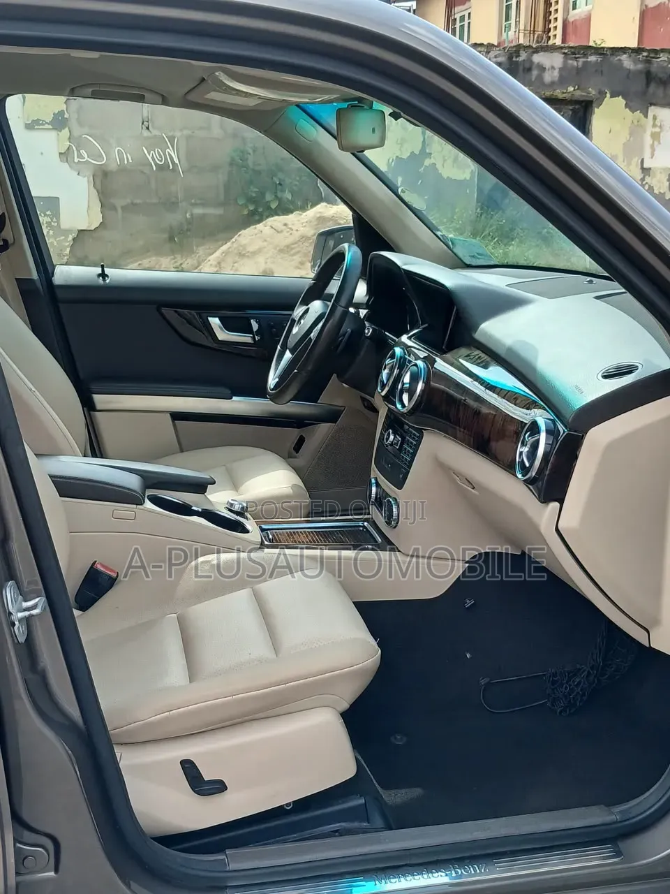 Mercedes-Benz GLK-Class 2013 Brown