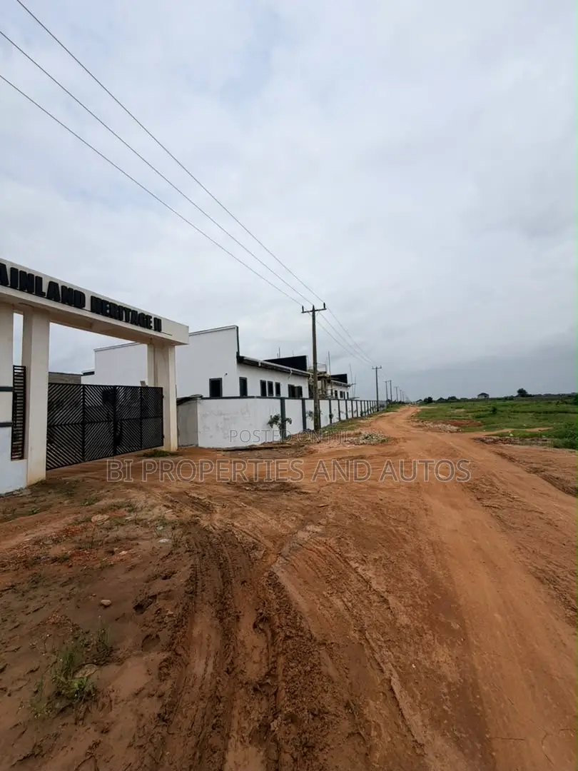 Furnished 3bdrm Bungalow in Ipaja for sale