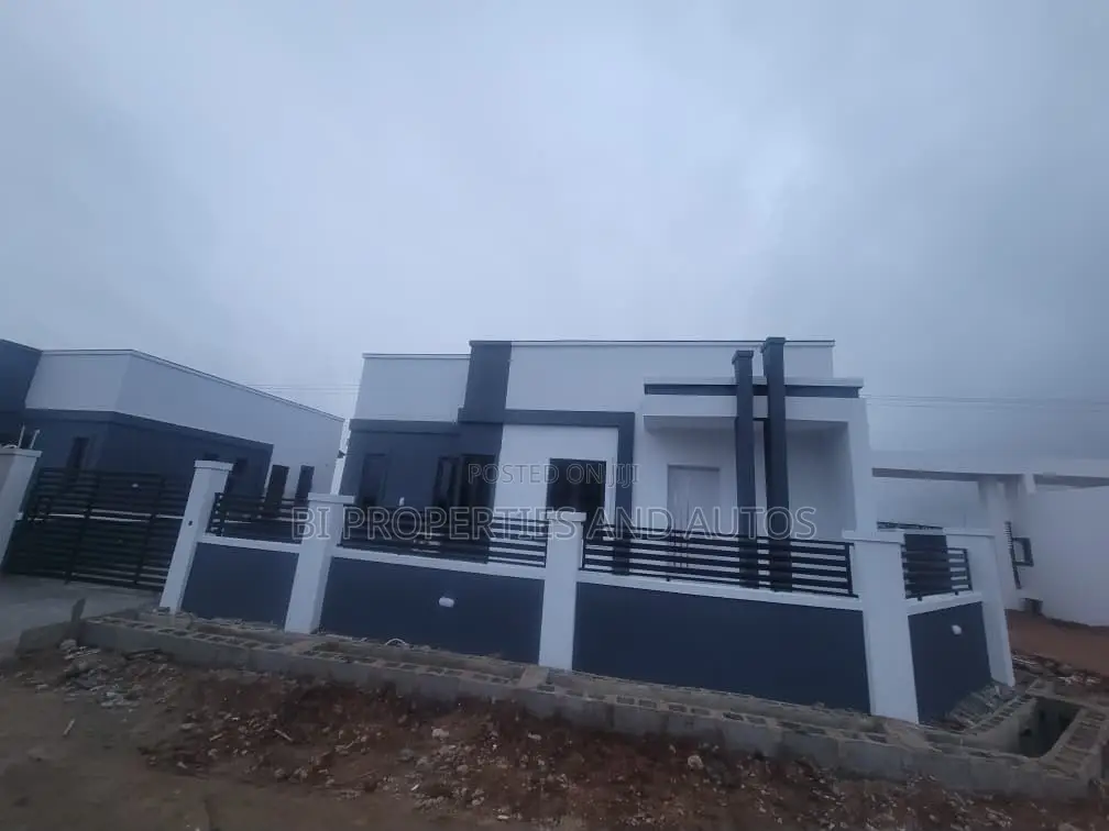 Furnished 3bdrm Bungalow in Ipaja for sale