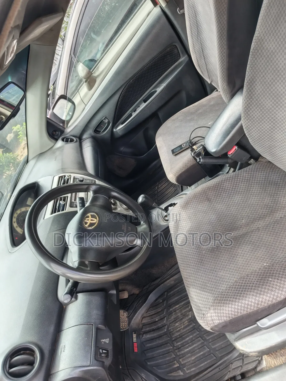 Toyota Yaris 2008 Red