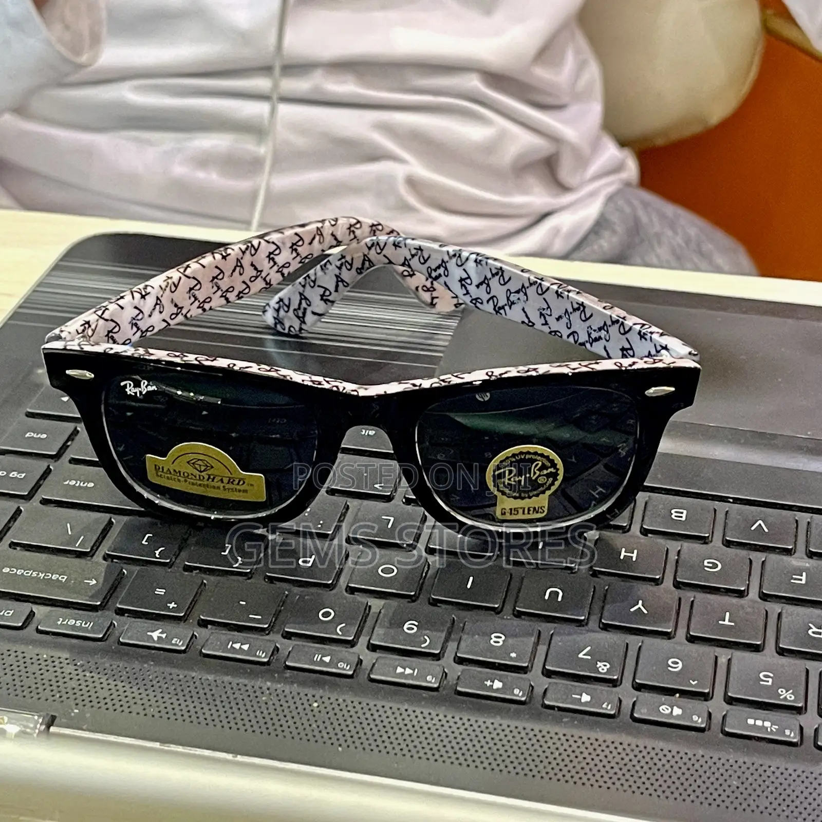 Classic Rayban Wayfarer Sunglasses