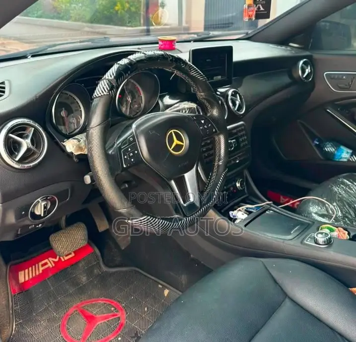 Mercedes-Benz CLA-Class CLA 250 4MATIC Sedan 2014 Gray