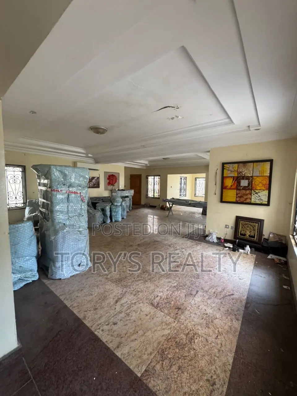 5bdrm Duplex in Banana Island for rent
