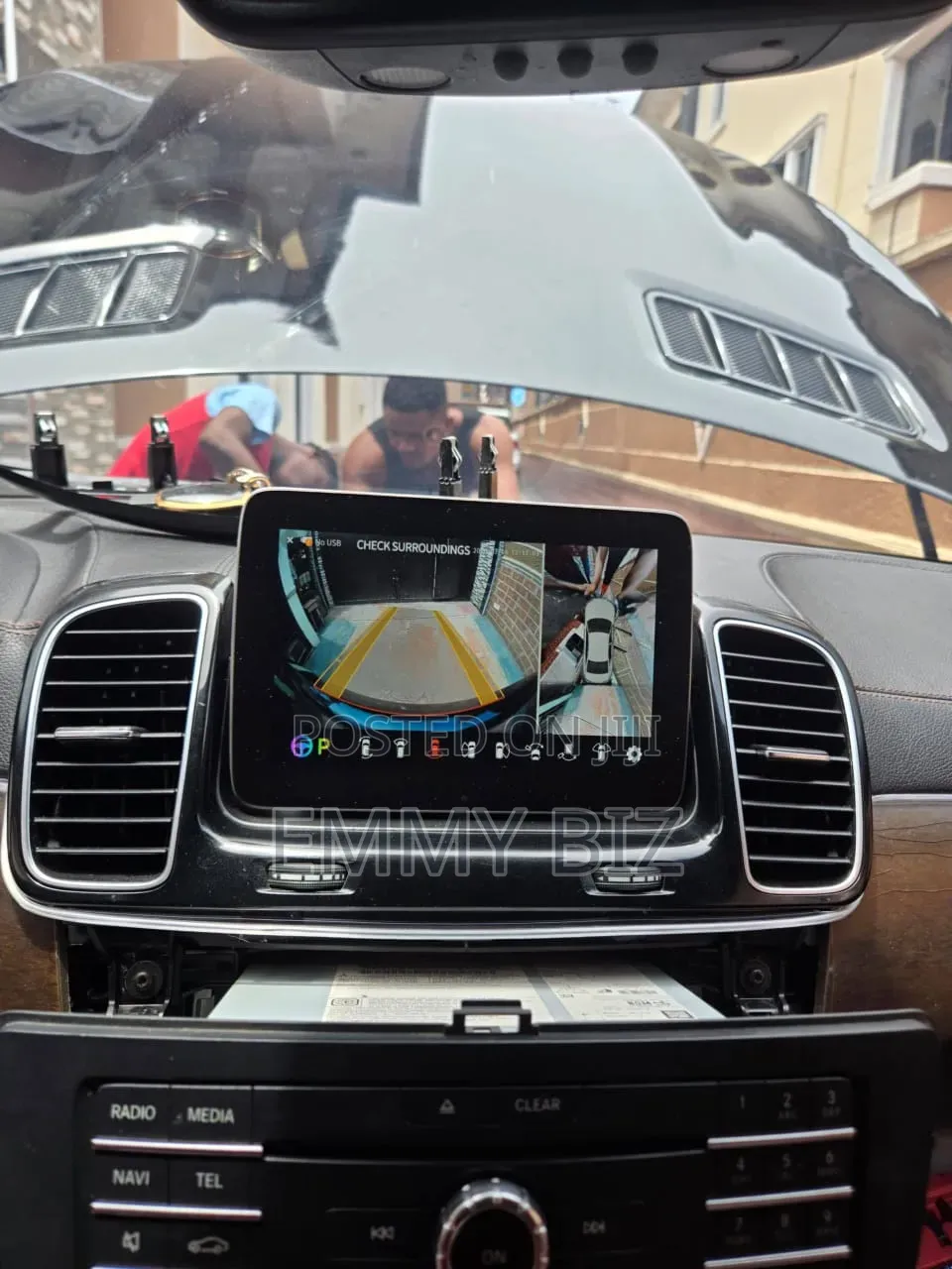 Apple Carplay and 360 Camera for Gle 2017