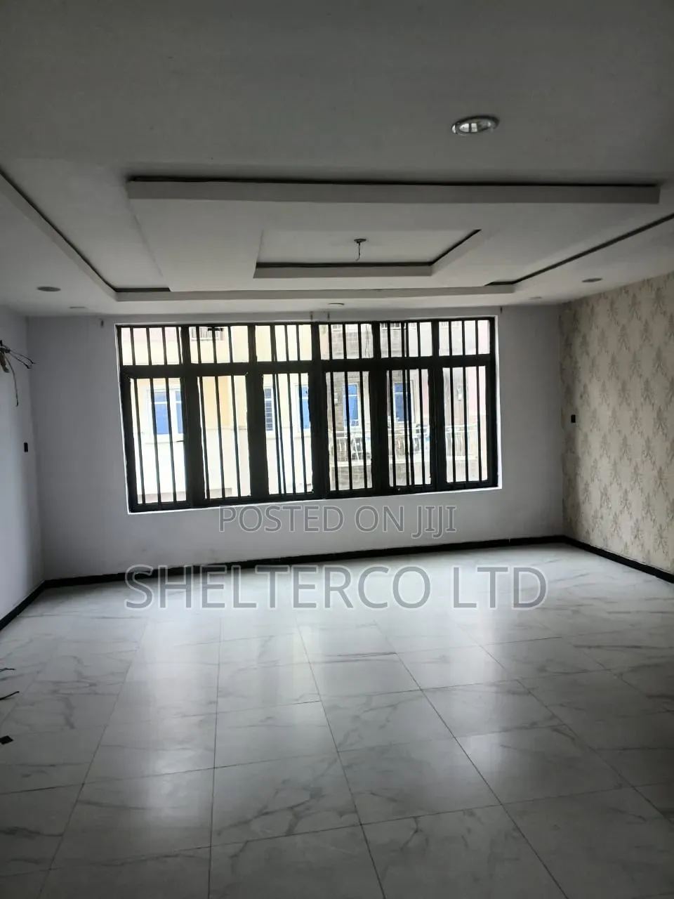 4bdrm Duplex in Gra for rent