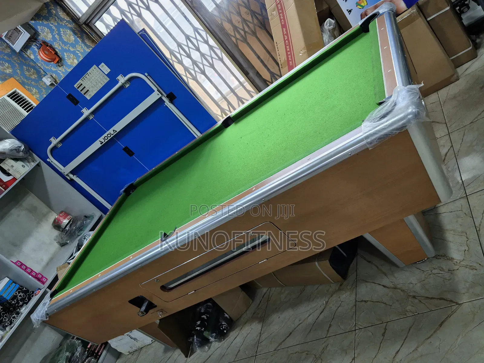 7ft/8ft British Coin-Operated Snooker Table – Iron Edge