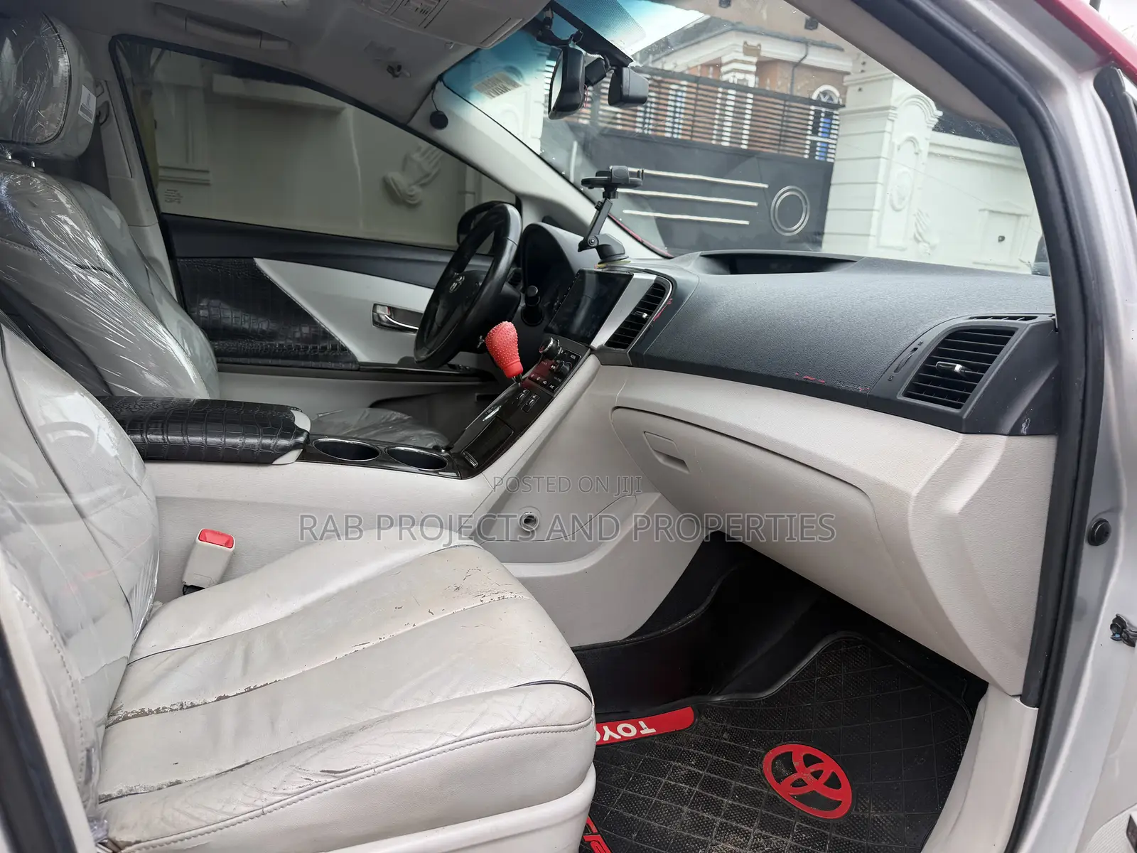 Toyota Venza Limited AWD V6 2013 Red