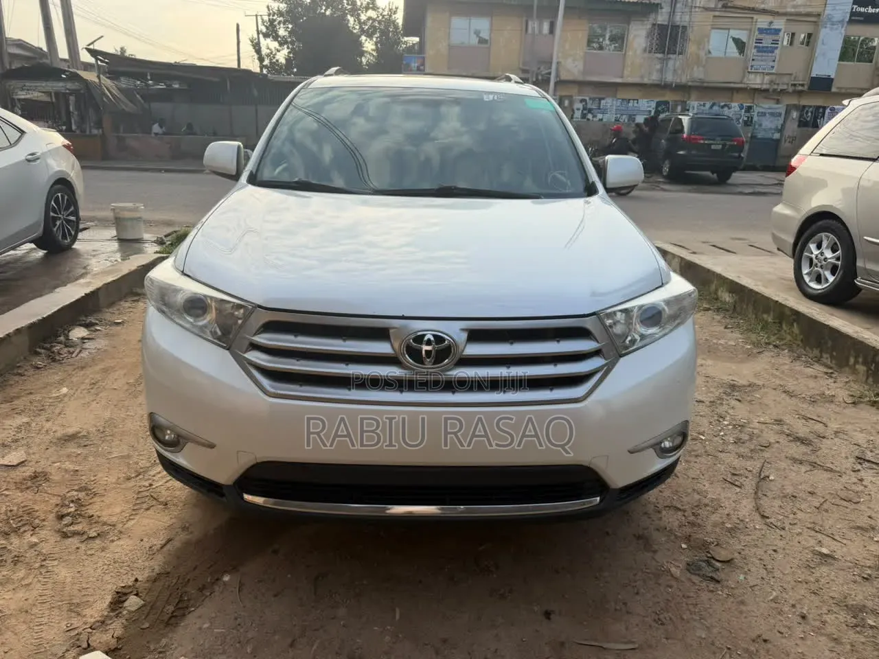 Toyota Highlander 2013 White