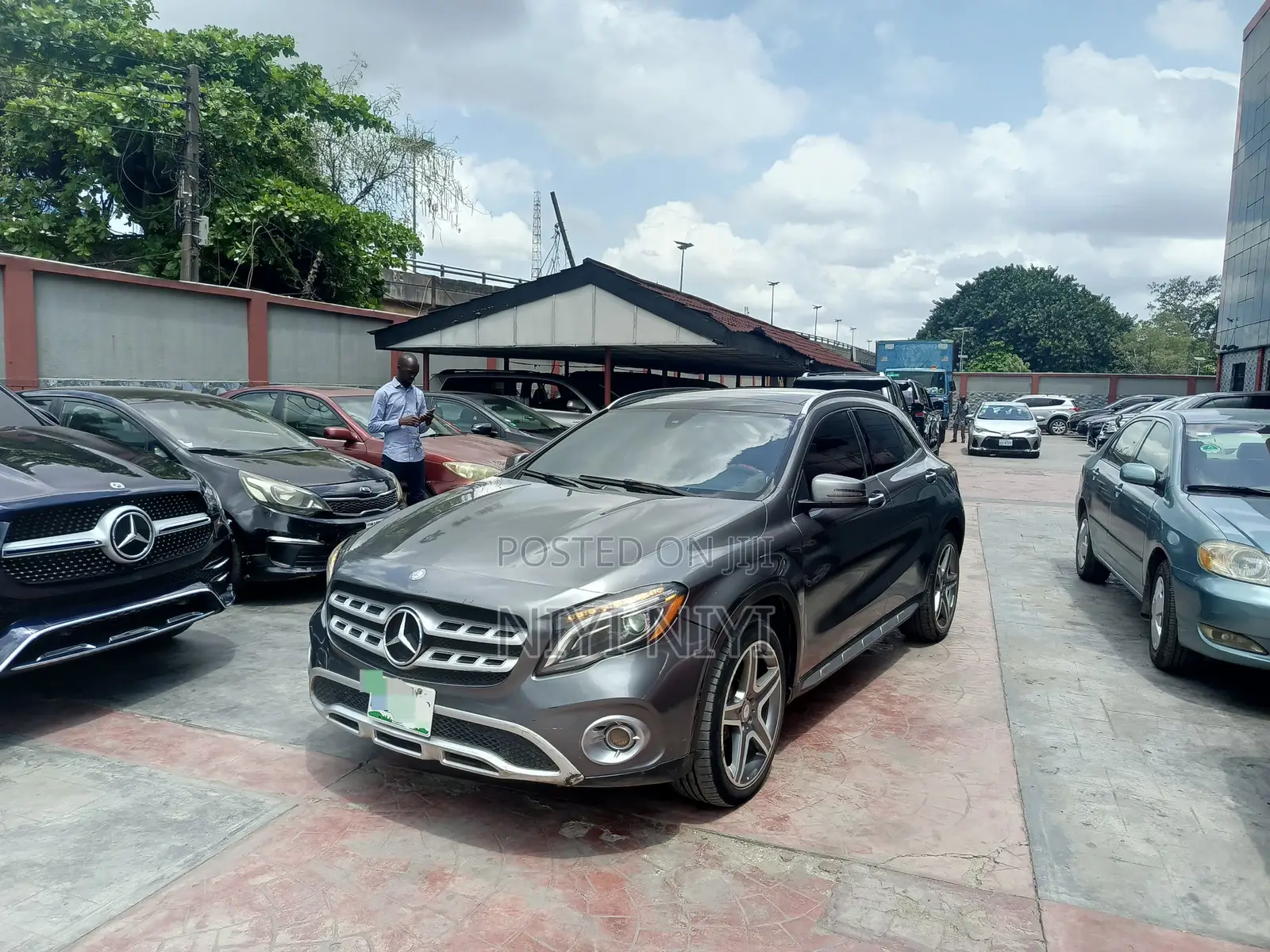 Mercedes-Benz GLA 250 2016 Gray