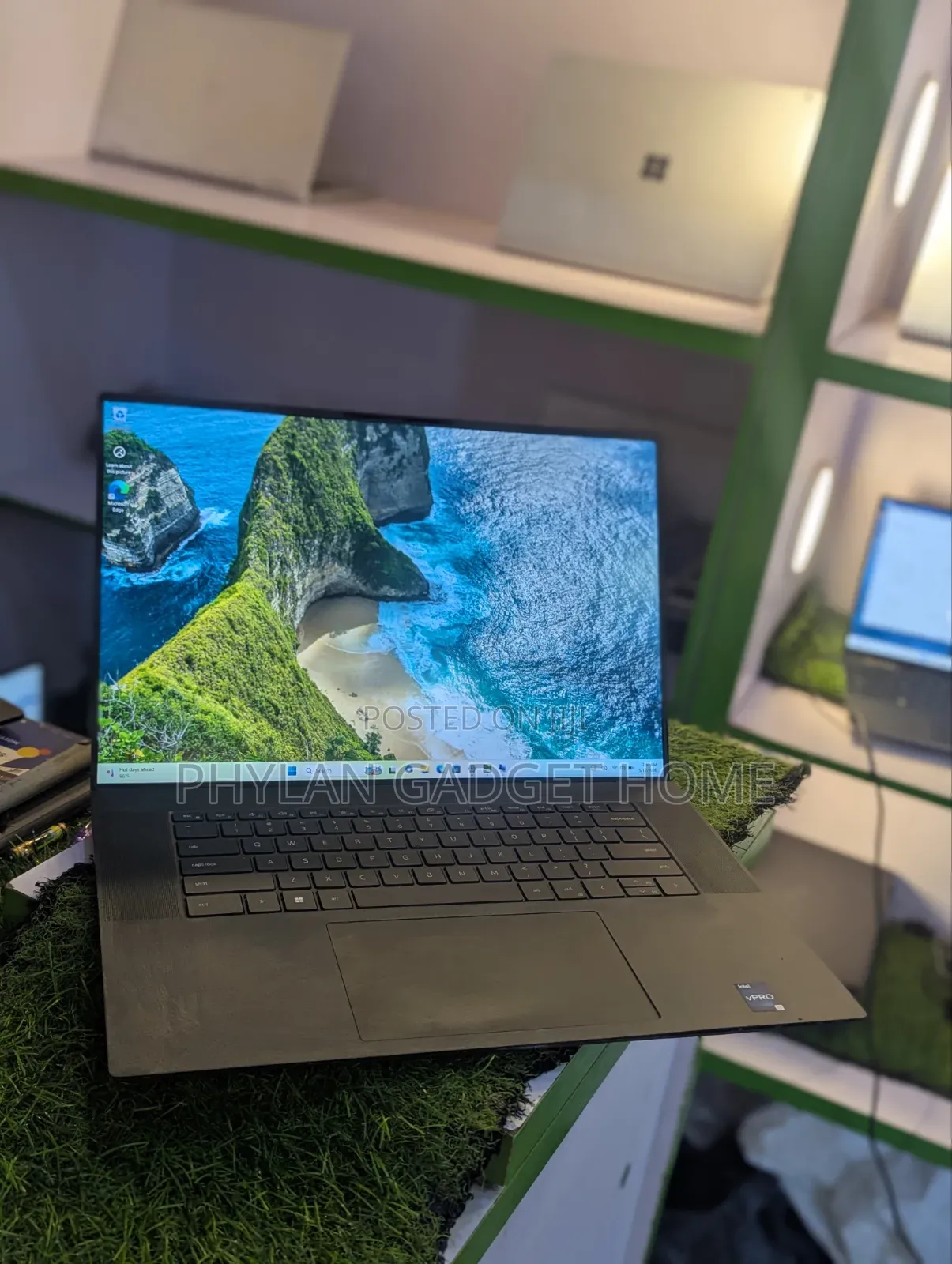 Laptop Dell XPS 15 (9530) 32GB Intel Core i7 SSD 512GB